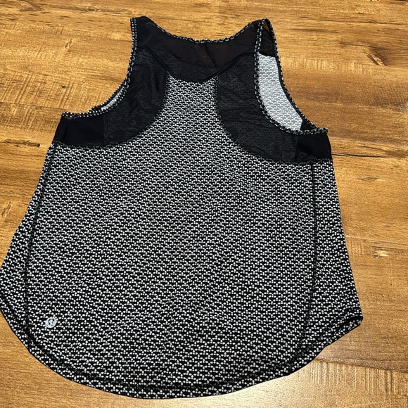 Lululemon Sculpt Tank Top II Monochromic Mesh Detail - Picture 3 of 7